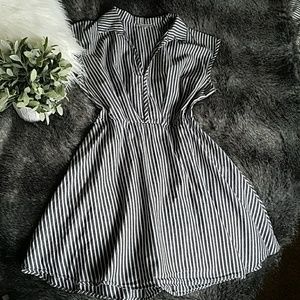 Pin Up Striped Collar Dress